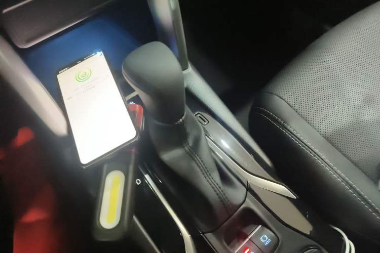 Used Toyota FRONTLANDER 2022 2.0L CVT Luxury Edition