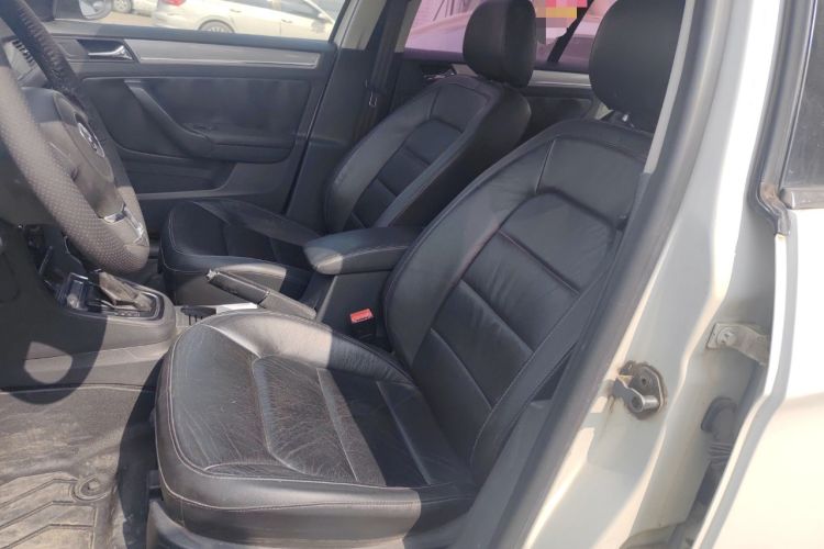 Used Volkswagen Bora 2013 1.6L Automatic Comfort Model Left Front Seat