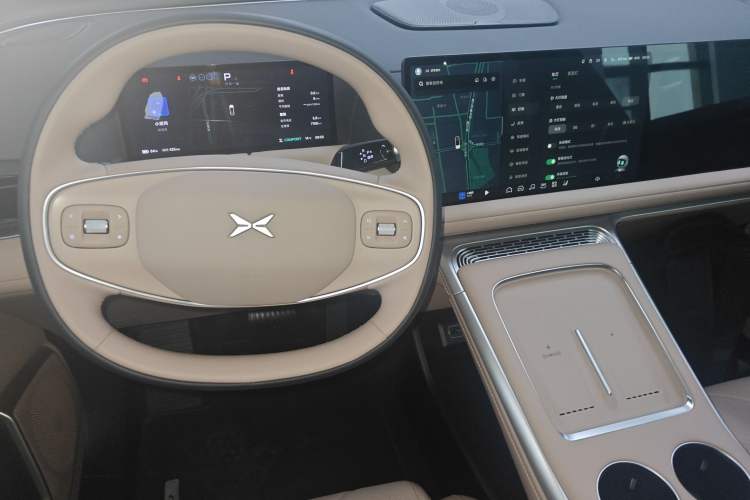 Used XPeng G9 2025 625 Long-Range Max
