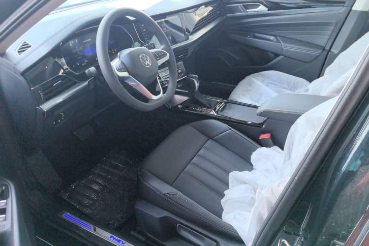 Used Volkswagen Passat New Energy 2025 430 PHEV Hybrid Business Edition