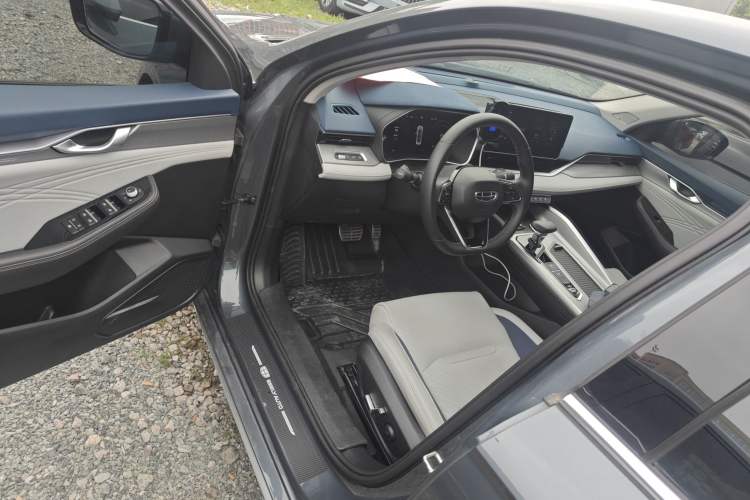 Used Geely Auto Preface 2021 Revised Version 2.0TD Luxury Edition Driver Seat