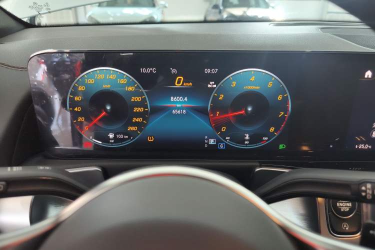 Used Mercedes-Benz GLB 2023 GLB 200 Fashion Model