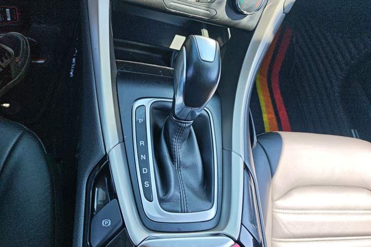 Used Ford Mondeo 2013 2.0L GTDi 200 Fashion Edition
