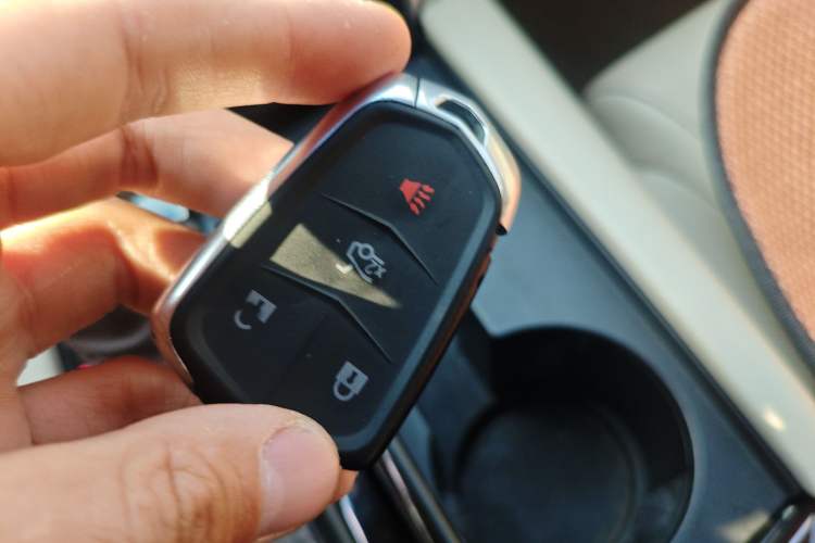 Used Cadillac XTS 2015 28T Comfort Model