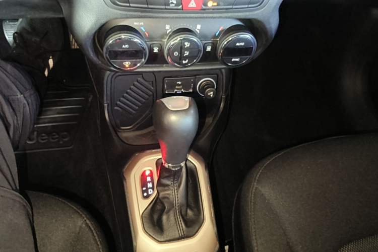 Used Jeep Renegade 2016 1.4T Automatic Jingneng Version+