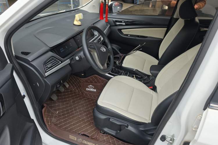 Used CHANGAN KAICHENG Oushang A600 2018 1.5L Manual Luxury Model Left Front Seat