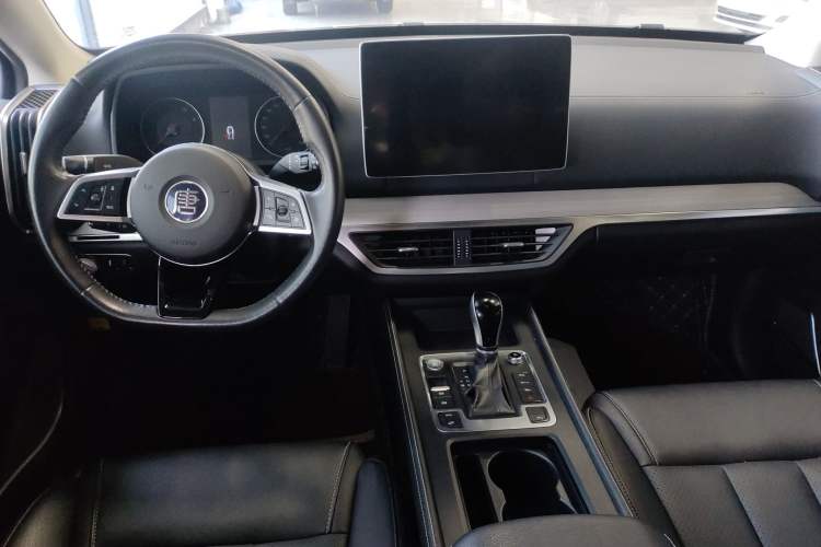 Used BYD Tang 2018 2.0T Automatic Smart Connect Prestige 7-Seater China V Standard
