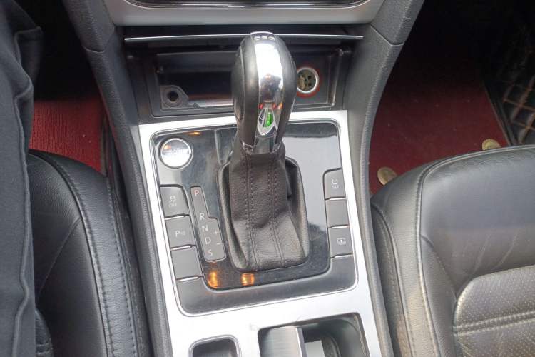 Used Volkswagen Passat 2014 1.8TSI DSG Prestige Edition