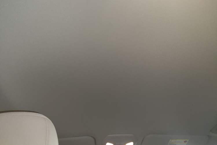 Used SAIC MAXUS EUNIQ 5 2019 Comfort Edition
