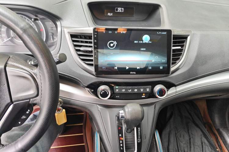 Used Honda CR-V 2016 2.0L two-wheel drive Urban Edition Audio And AC Panel