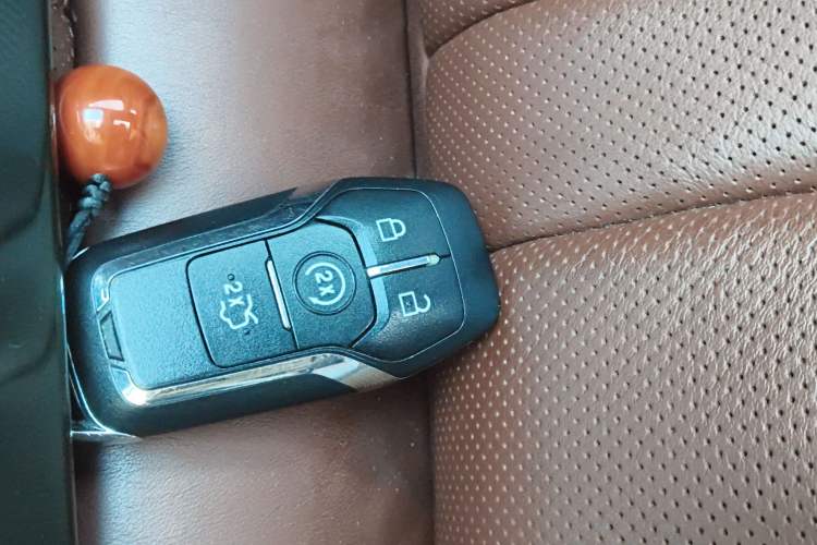 Used Lincoln MKX 2017 2.0T Four-Wheel Drive Zunya Edition