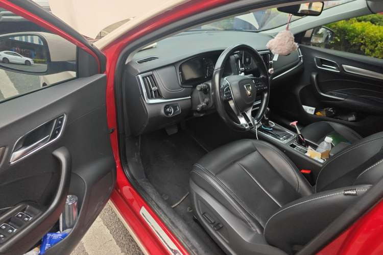 Used Roewe i6 2017 20T Automatic Internet ZhiZun Edition