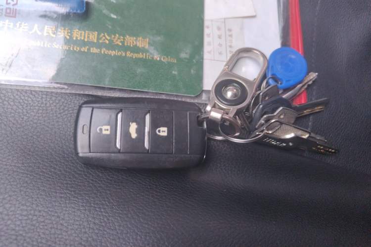 Used CHANGAN CS75 2014 1.8T Automatic Elite Model China IV Standard
