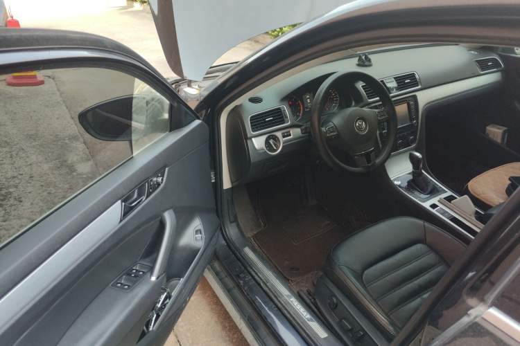 Used Volkswagen Passat 2014 1.8TSI DSG Prestige Edition