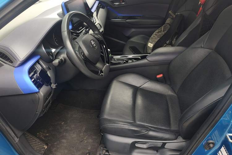 Used Toyota IZOA 2018 2.0L Yichi Edition China V Standard