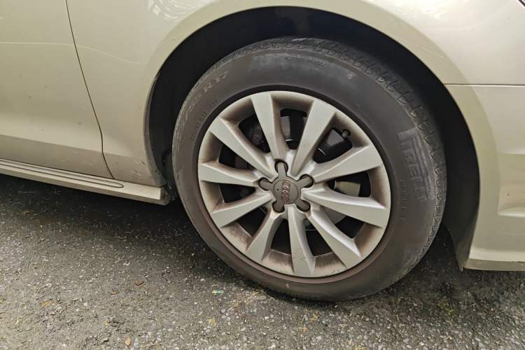 Used Audi A6L 2016 TFSI Technology Edition Right Front Wheel Hub