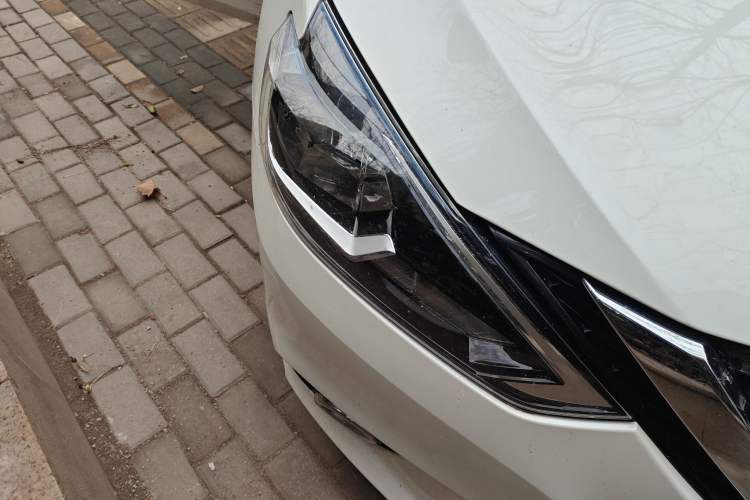 Used Nissan Sylphy 2022 Classic 1.6XL CVT Luxury Edition Right Front Headlight