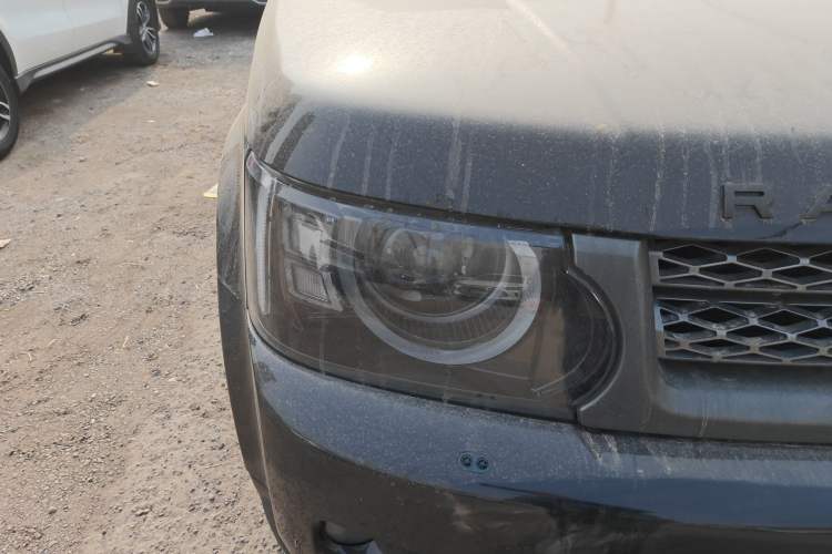 Used Land Rover Range Rover Sport 2010 5.0 NA V8 HSE
