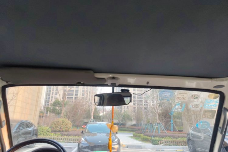 Used King Long Golden Way 2012 2.0L Passenger Version Long Wheelbase 4G21B