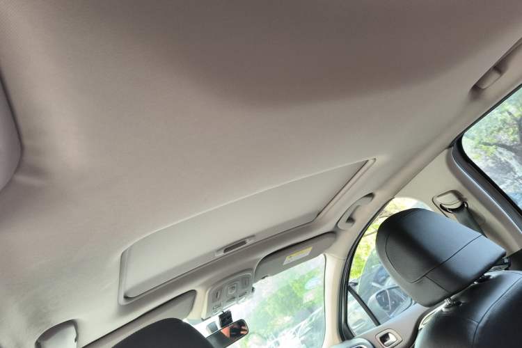 Used Citroen C4L 2014 1.8L Intelligent Drive Automatic Dynamic Model Headliner