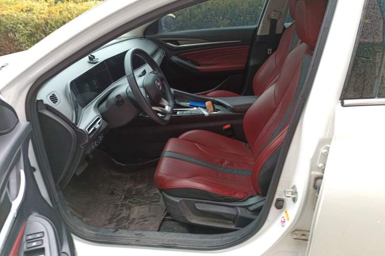 Used Changan Eado 2020 PLUS Blue Whale NE 1.4T GDI DCT Prestige Model
