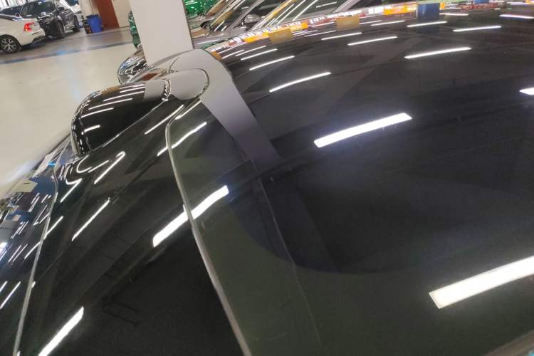 Used Xiaomi Auto SU7 2024 Four-Wheel Drive Ultra-Long Range Advanced Intelligent Driving Max Edition
