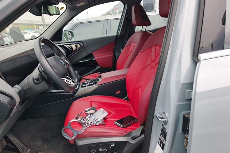 Used BMW X3 2025 xDrive30L Luxury Edition M Sport Package Left Front Seat