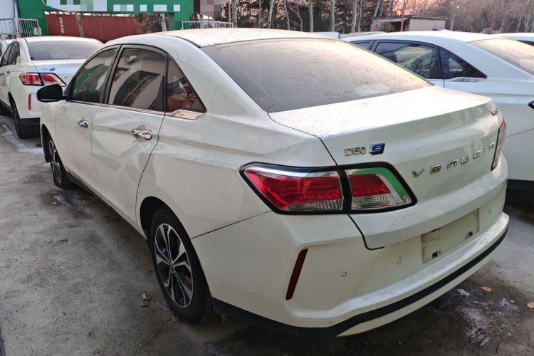 Used Venucia D60EV 2020 Standard Range T3
