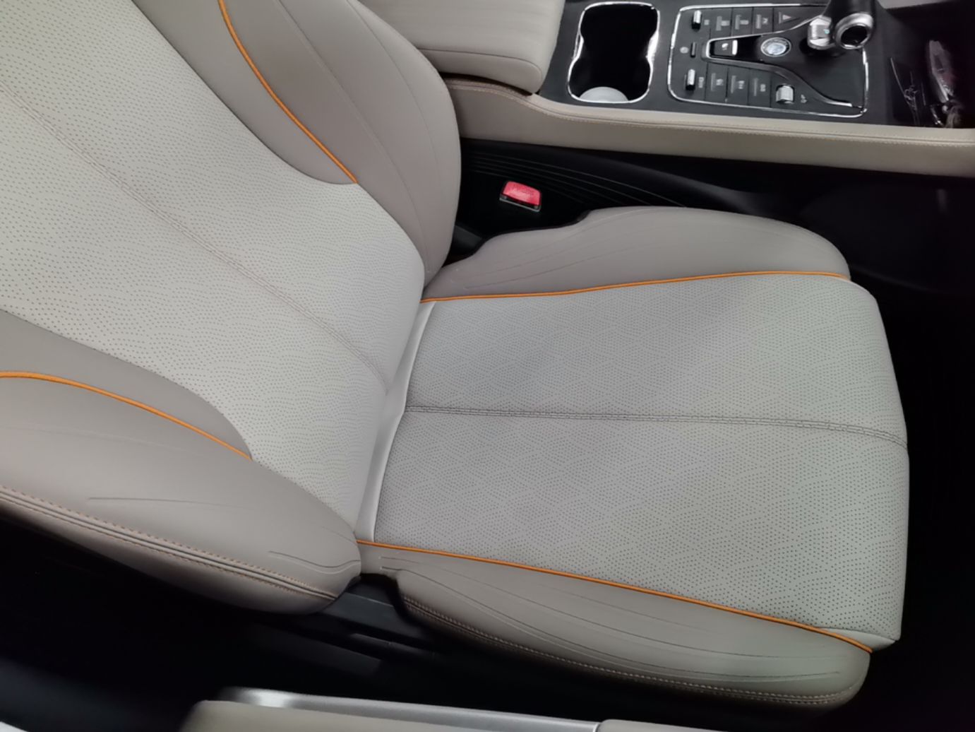 BYD Yuan PLUS 2024 Honor Edition 510KM Leading Model — снимка 19