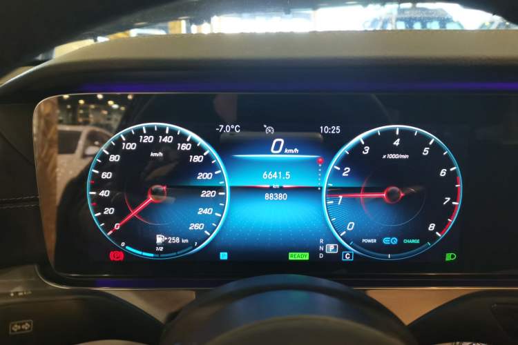 Used Mercedes-Benz E-Class 2021 E 260 L