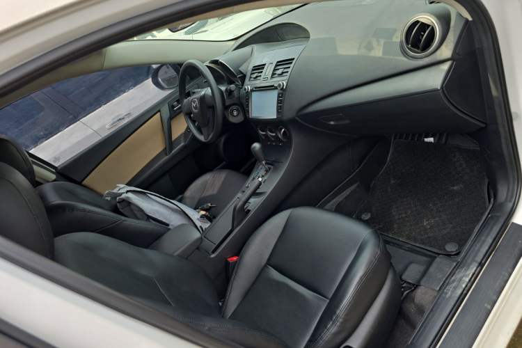 Used Mazda 3 2011 Sedan 1.6L Automatic Comfort Model
