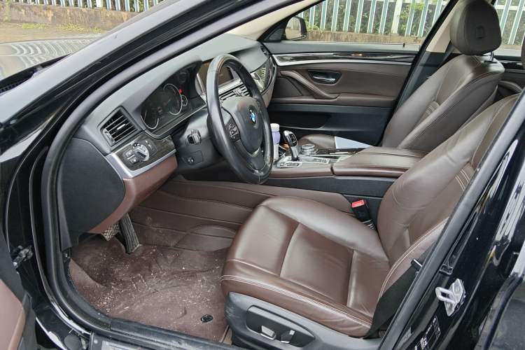 Used BMW 5 Series 2017 525Li Luxury Design Package
