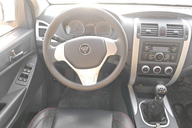 Used Foton Tunland 2017 2.4L E3 Gasoline Two-Wheel Drive Extended Comfort Version 4G69S4M