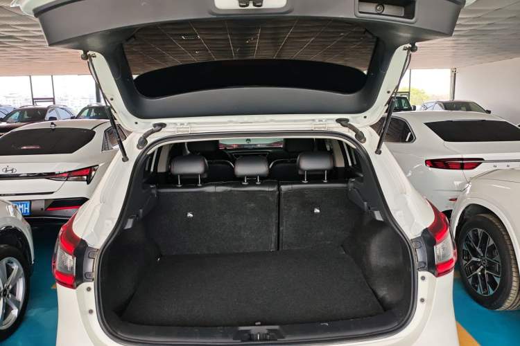 Used Nissan Qashqai 2022 2.0L CVT XV Smart Enjoyment Version Trunk