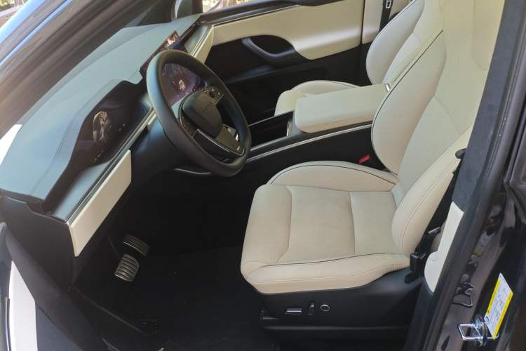 Used Tesla Model X 2023 Three-Motor All-Wheel-Drive Plaid Version