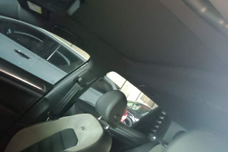 Used Volkswagen Golf 2020 Charming Edition 280TSI DSG R-Line
