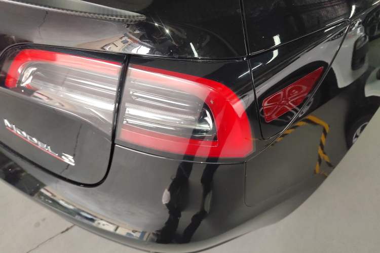 Used Tesla Model 3 2022 Performance High-Performance All-Wheel-Drive Version
