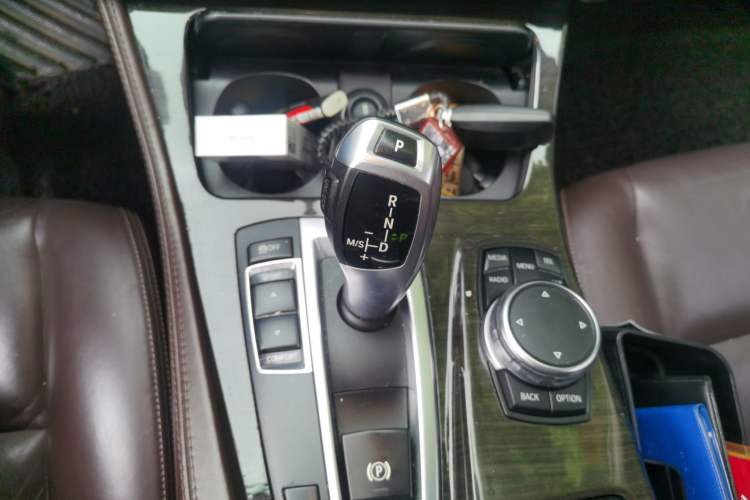 Used BMW 5 Series 2014 525Li Luxury Design Package
