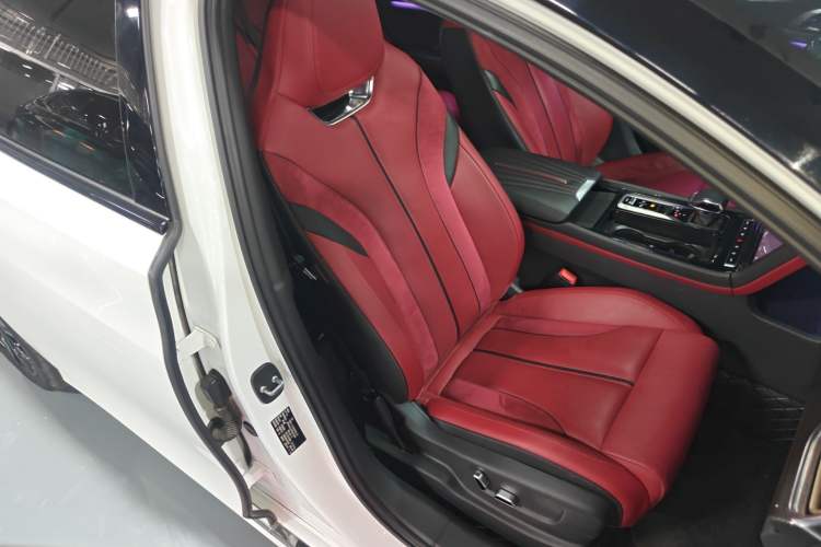 Used Hongqi H6 2023 2.0T ZhiZhen Edition
