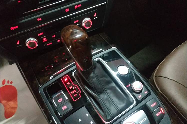 Used Audi A6L 2018 30th Anniversary Edition 35 TFSI Fashion Model