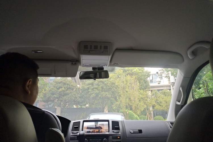 Used Volkswagen Caravelle 2014 2.0 TSI Four-Wheel Drive Comfort Edition
