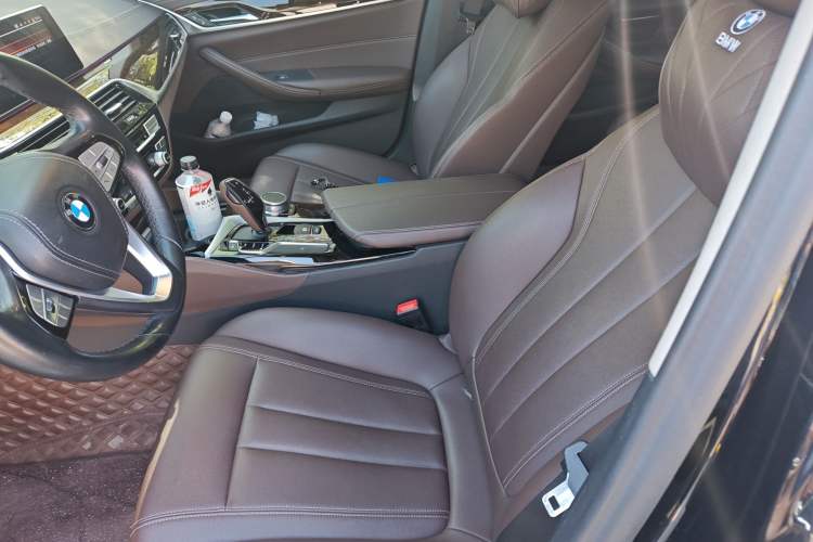 Used BMW 5 Series 2020 525Li Luxury Package
