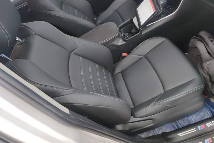 Used Toyota Wildlander 2021 2.0L CVT 4x4 Luxury Edition
