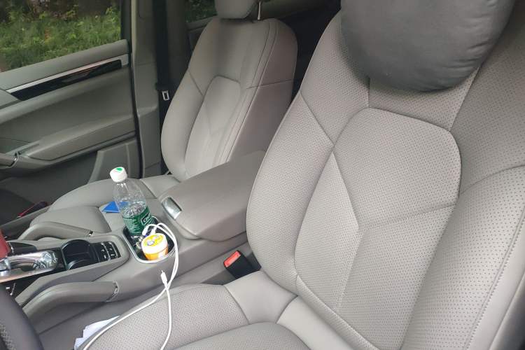 Used Porsche Cayenne 2011 Cayenne 3.0T Left Front Seat