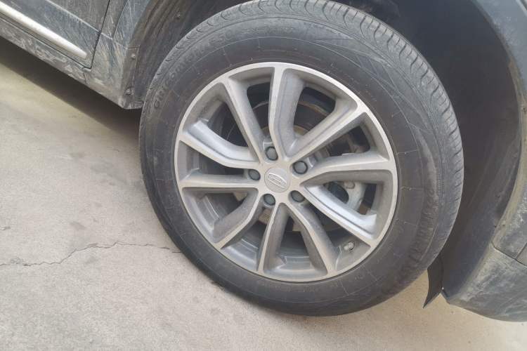Used Geely Auto Emgrand X7 Sport 2020 1.8TD DCT Two-Wheel Drive Smart Connect 4G-Enabled Version
