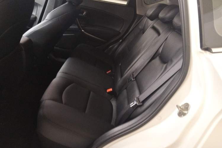 Used Bestune X80 2017 2.0L automatic Technology trim level Left Rear Seat