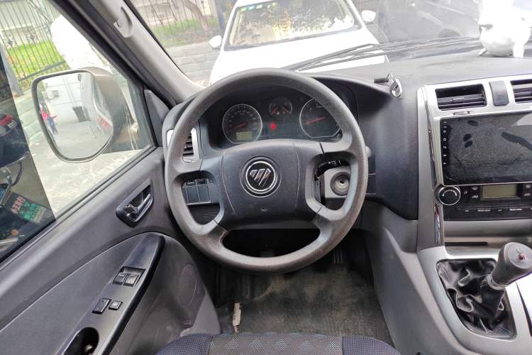 Used Foton Scenic G5 2020 2.0L Long-Wheelbase Flat-Roof 6-Seater Multi-Purpose Passenger Vehicle 1TZS