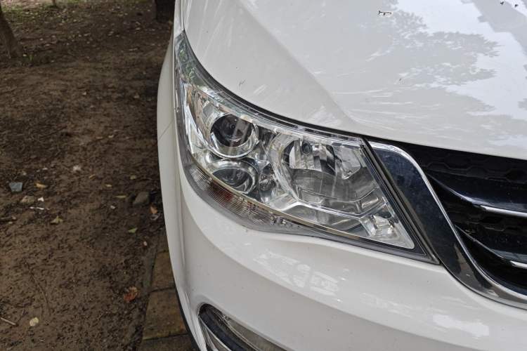 Used Baojun 730 2016 1.5L Manual Comfort Version 7 Seats China V Emission Standard
