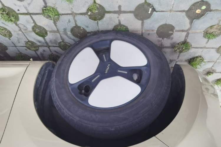 Used CHANGAN NEVO Lumin 2023 205km Xiangqin Version Left Front Wheel Hub