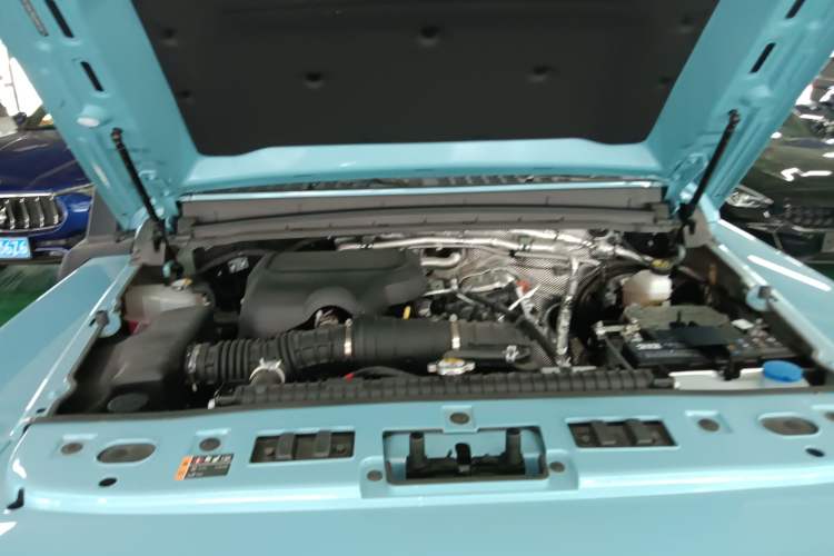 Used 212 T01 2025 2.0T Changfeng